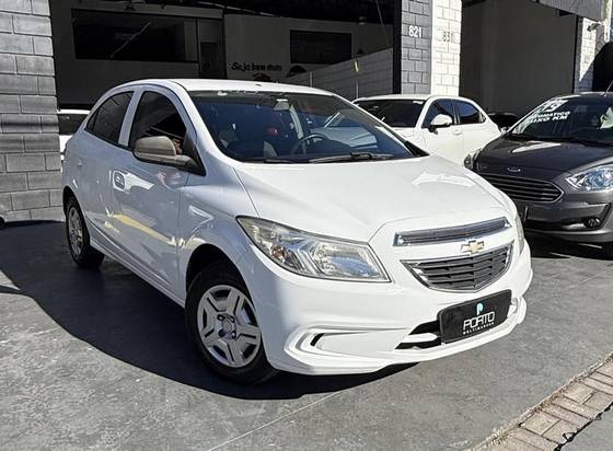 CHEVROLET ONIX 1.0 MPFI LT 8V FLEX 4P MANUAL CHEVROLET ONIX 1.0 MPFI LT 8V FLEX 4P MANUAL